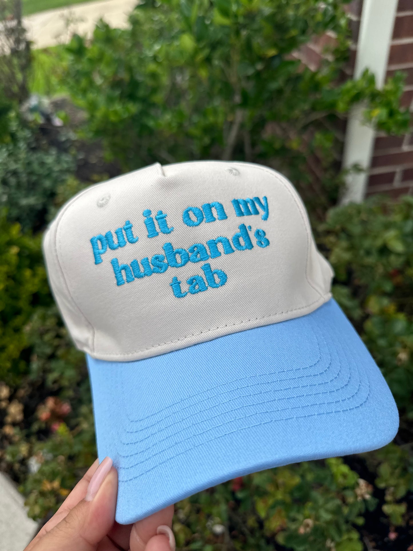 Put it on my husband’s tan cap